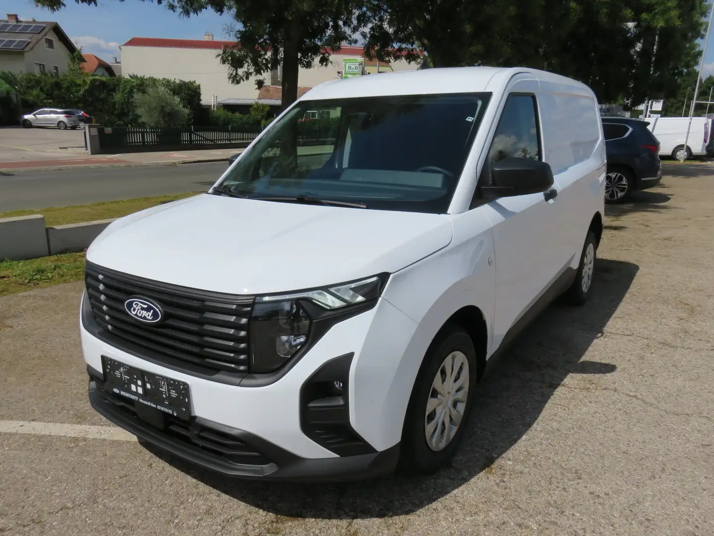 Ford Transit Courier 1,0 Ecoboost Trend Automatik Weiß - 1