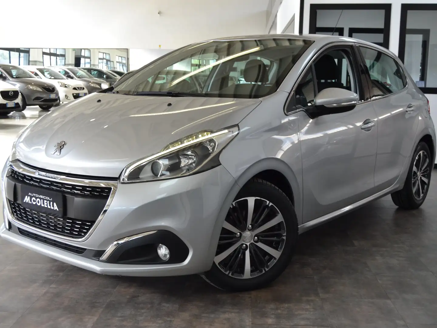 Peugeot 208 5P 1.6 BlueHDI Allure 75cv Navi/T.Cam/OkNeopat. Argento - 1