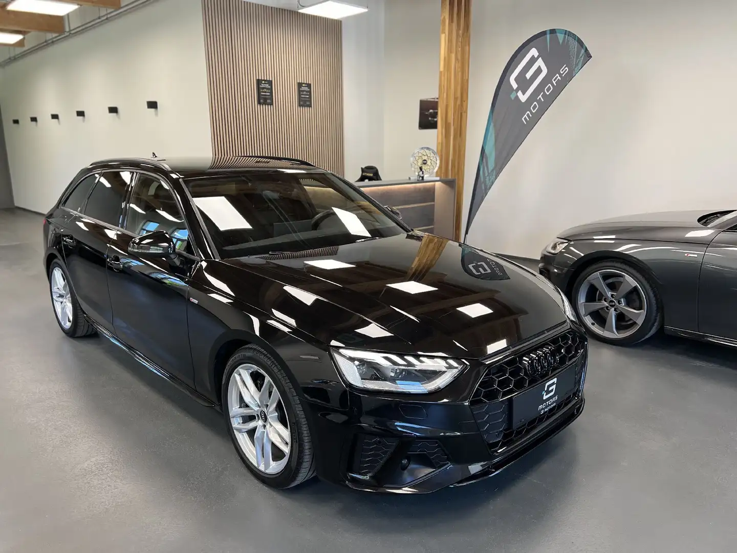 Audi A4 35 TDI ALL BLACK 3X-SLNE MATRIX VIRTUAL Schwarz - 2