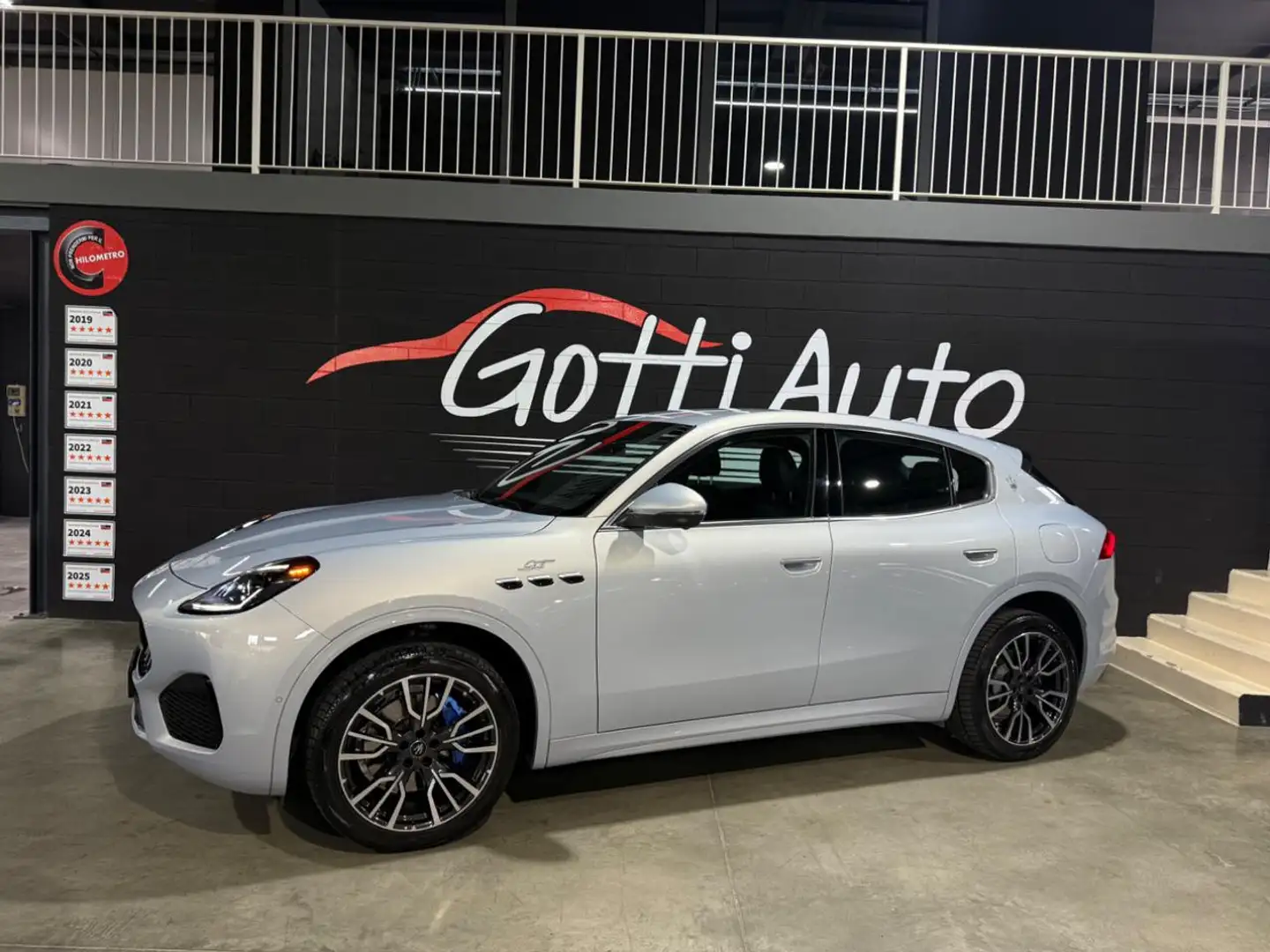 Maserati Grecale UFFICIALE ITALIANA GARANZIA MASERATI 12/2026 Gris - 2