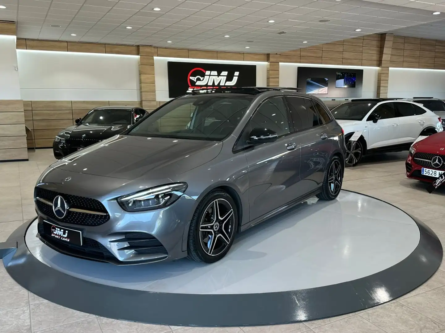 Mercedes-Benz B 200 200d 4Matic 8G-DCT Gris - 1