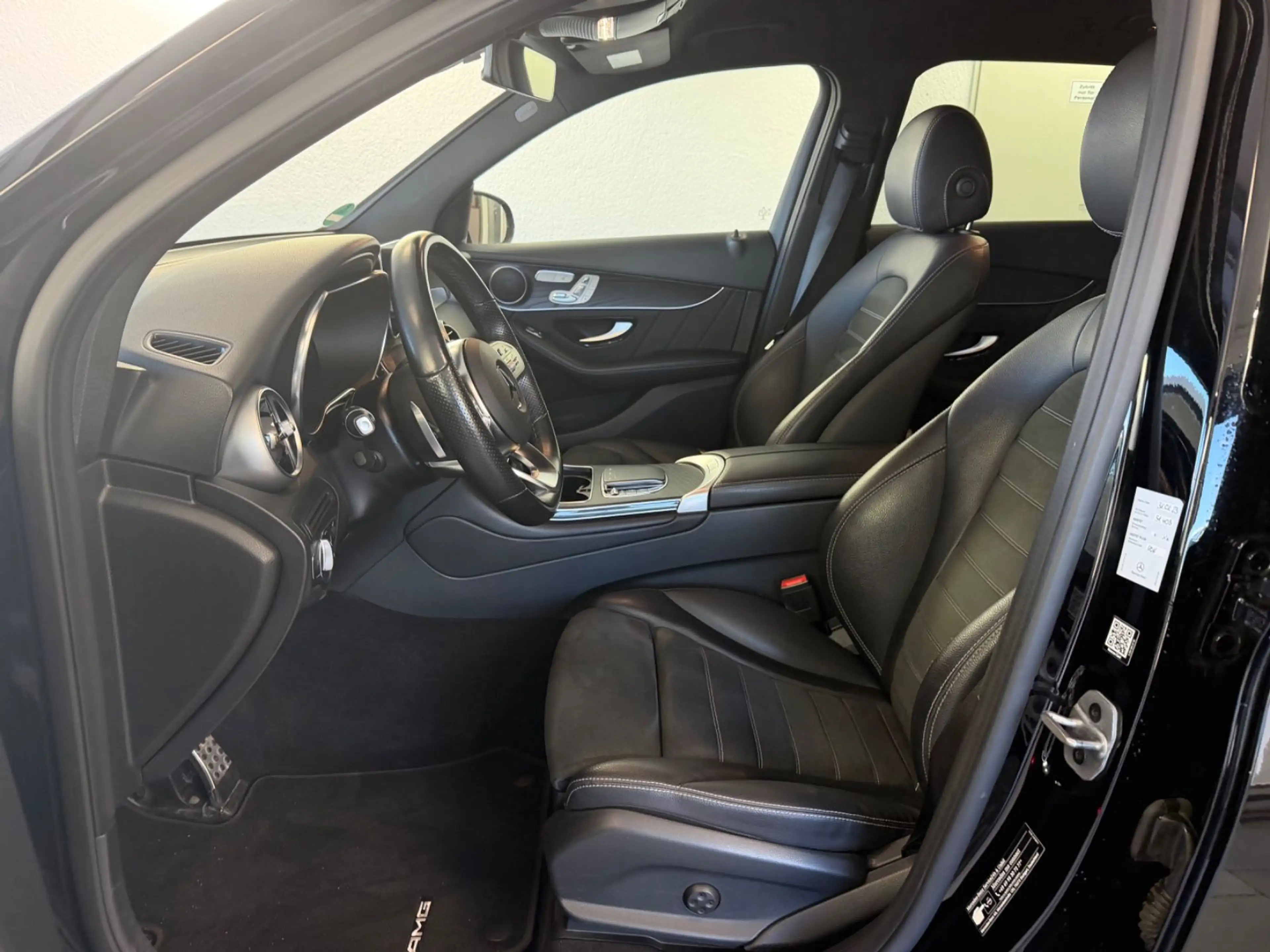 Mercedes-Benz GLC 300 de 4M AMG | AHK | DISTRO | MEMORY | NIGH — photo 9