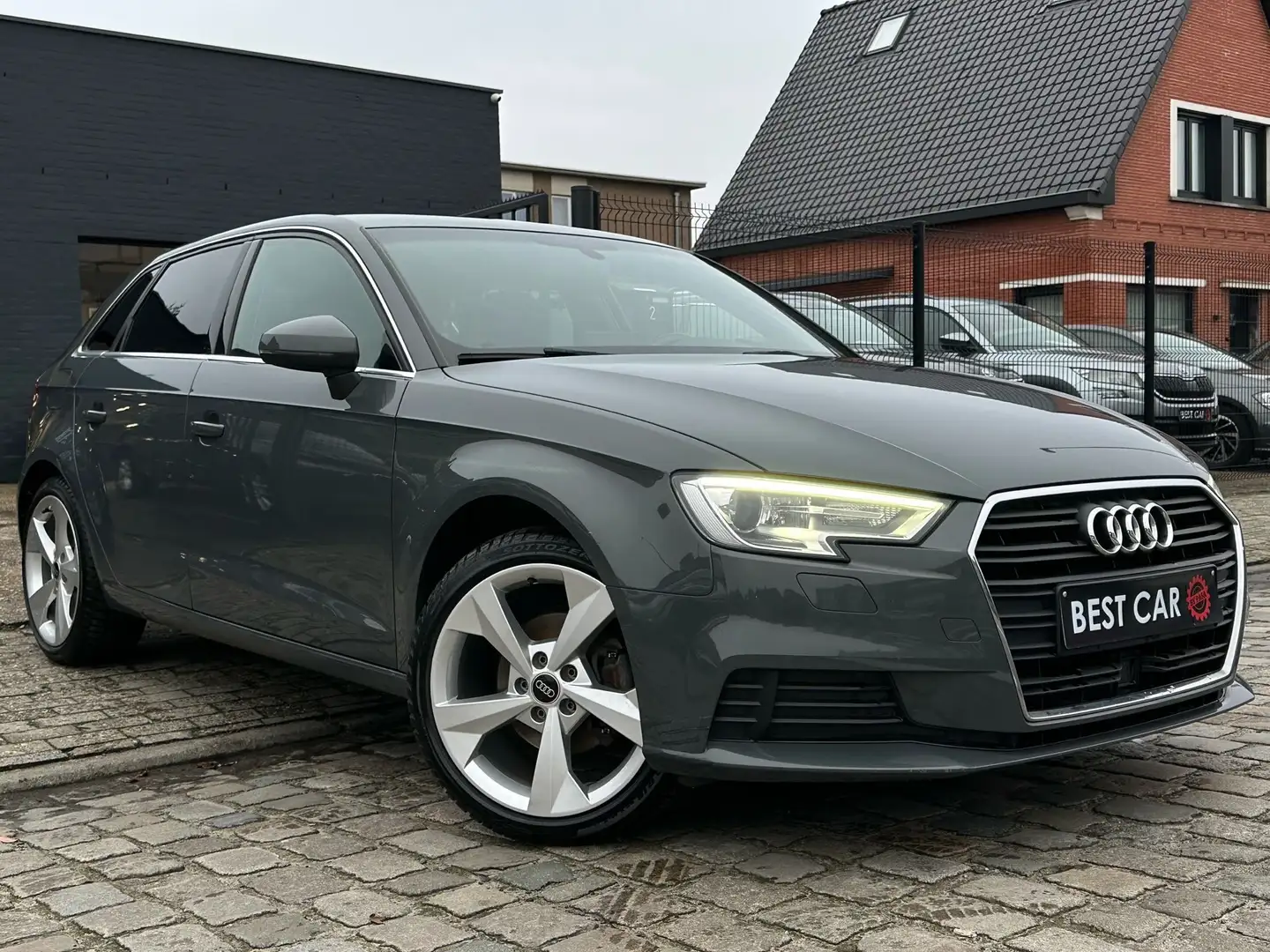 Audi A3 1.5 TFSI * Garantie Gris - 2