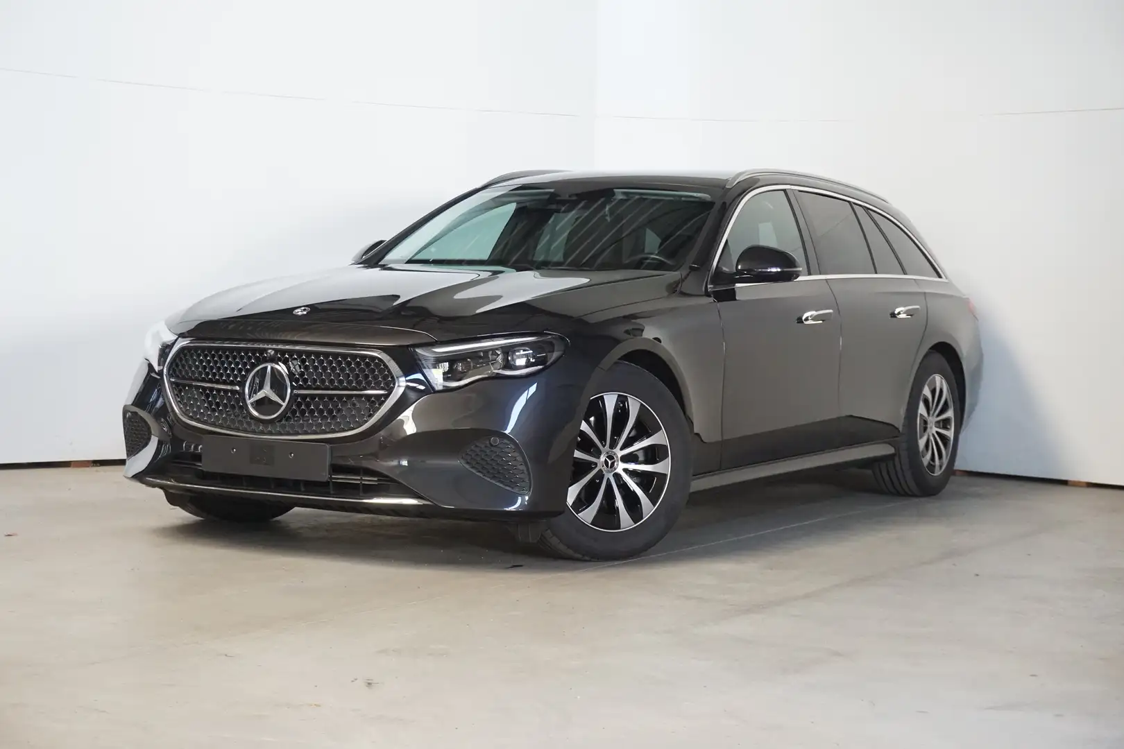 Mercedes-Benz E 220 NW MODEL-PANO DAK-TREKHAAK WEGKLAPBAAR-AVANTGARDE Grijs - 1