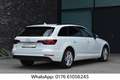Audi A4 Avant 2.0TDI*LED*ACC*SPURHALTE/-WECH.*VIRTUAL Weiß - thumbnail 6