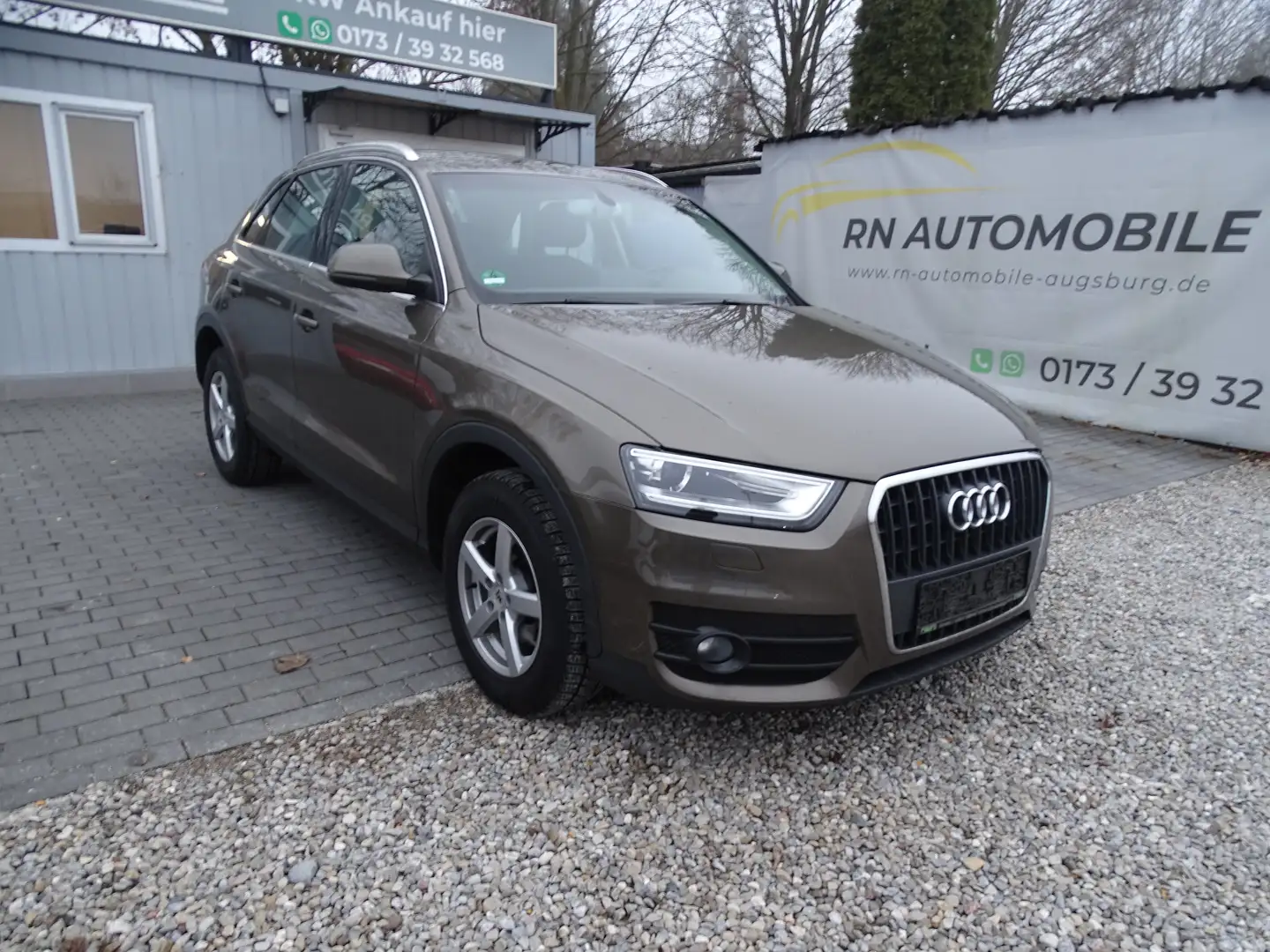 Audi Q3 2.0 TDI **SCHECKHEFTGEPFLEGT / 8-FACH-BEREIFT** Braun - 1