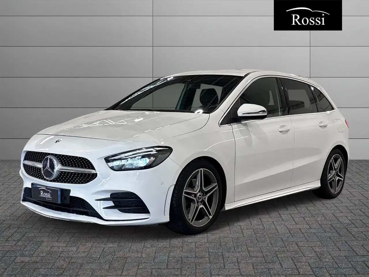 Mercedes-Benz B 180 d Premium auto — photo 1 of 17