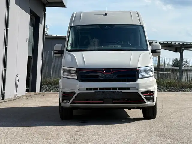 MAN TGE 3.180 Transporter L1H2 4x4 Aut. Professional Ansicht 4