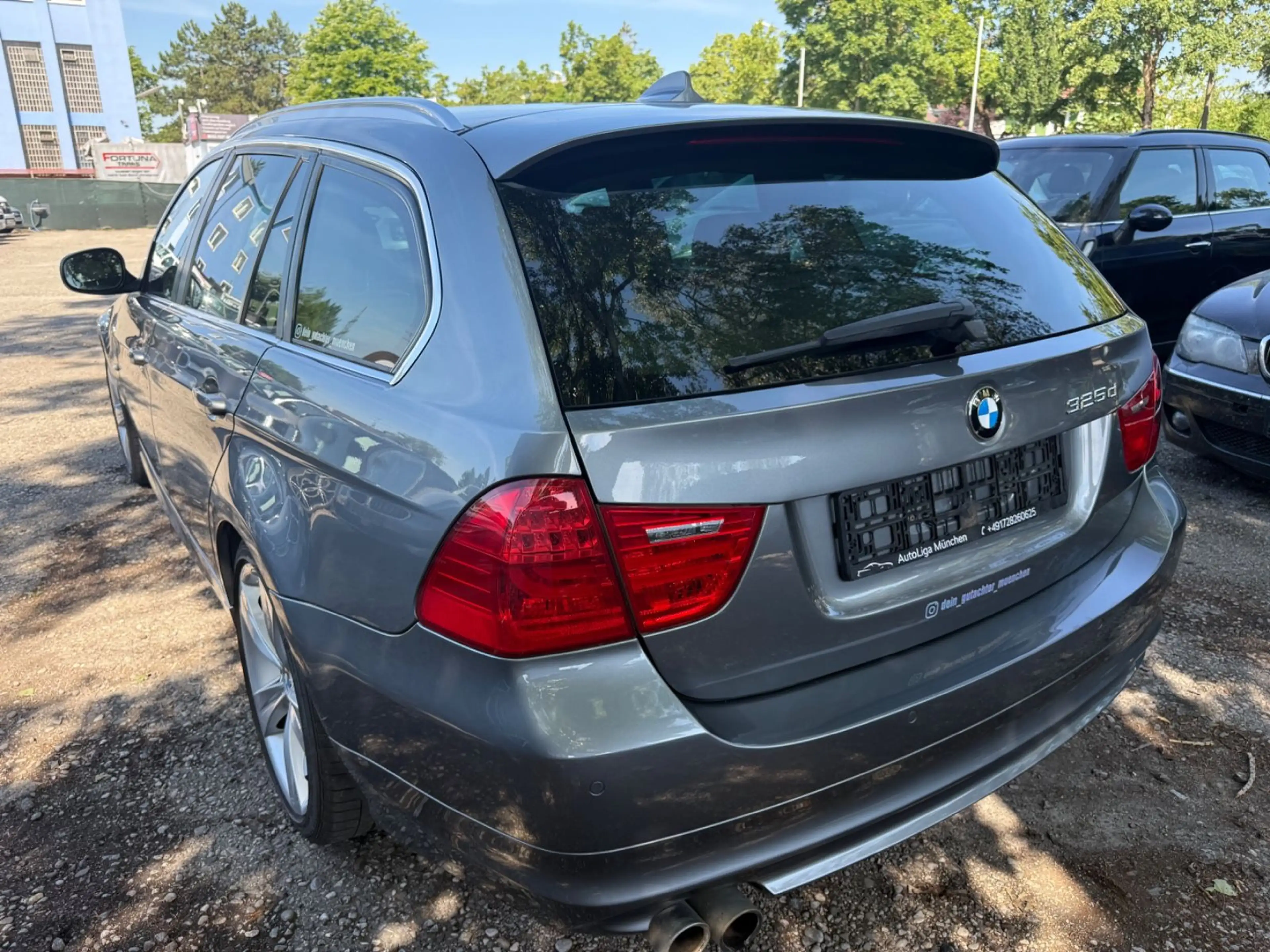 BMW 325 d Touring — photo 4