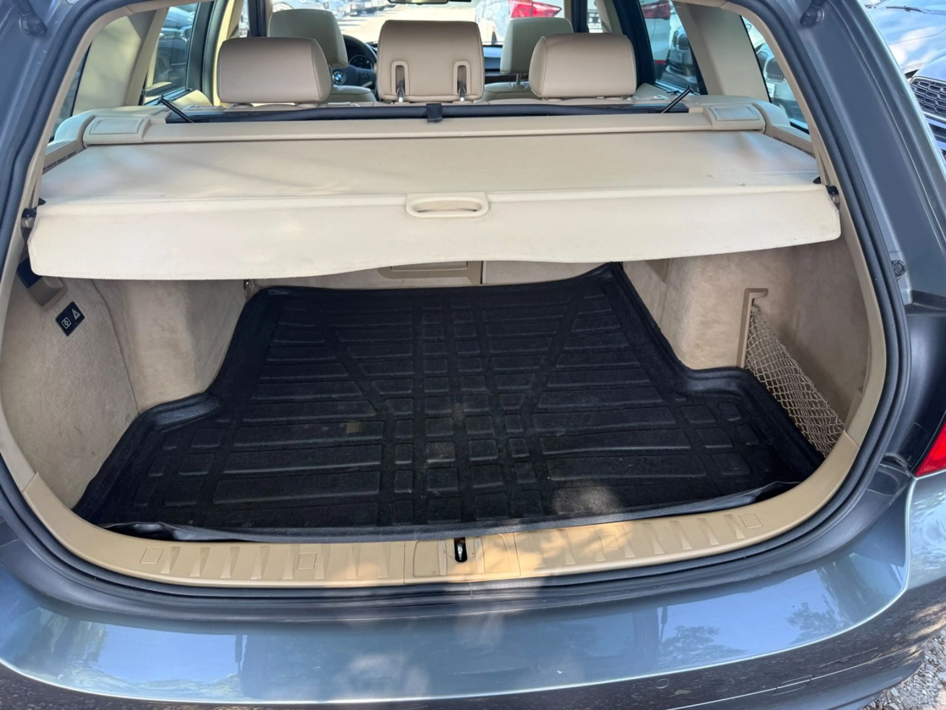 BMW 325 d Touring — photo 9