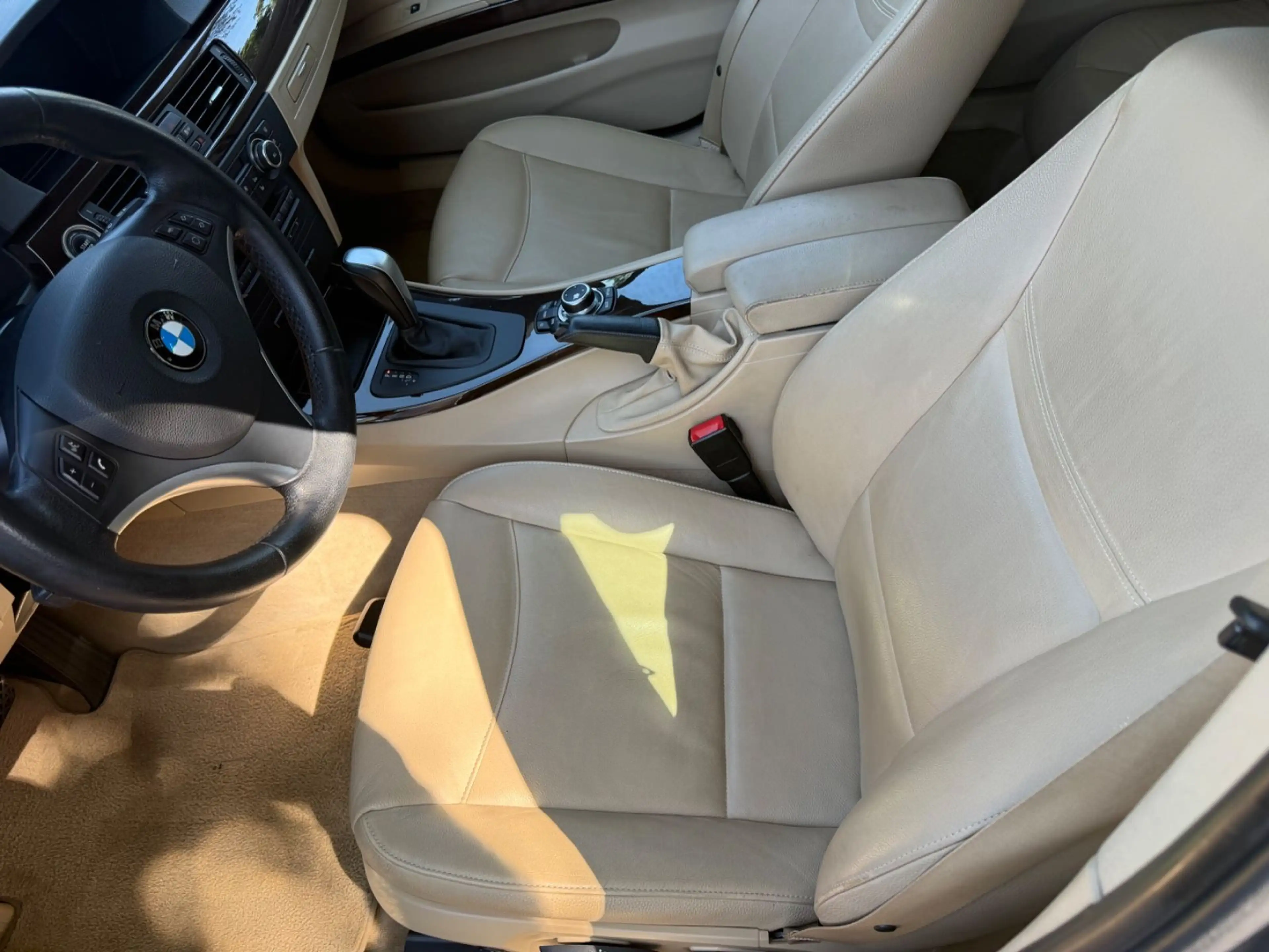 BMW 325 d Touring — photo 8