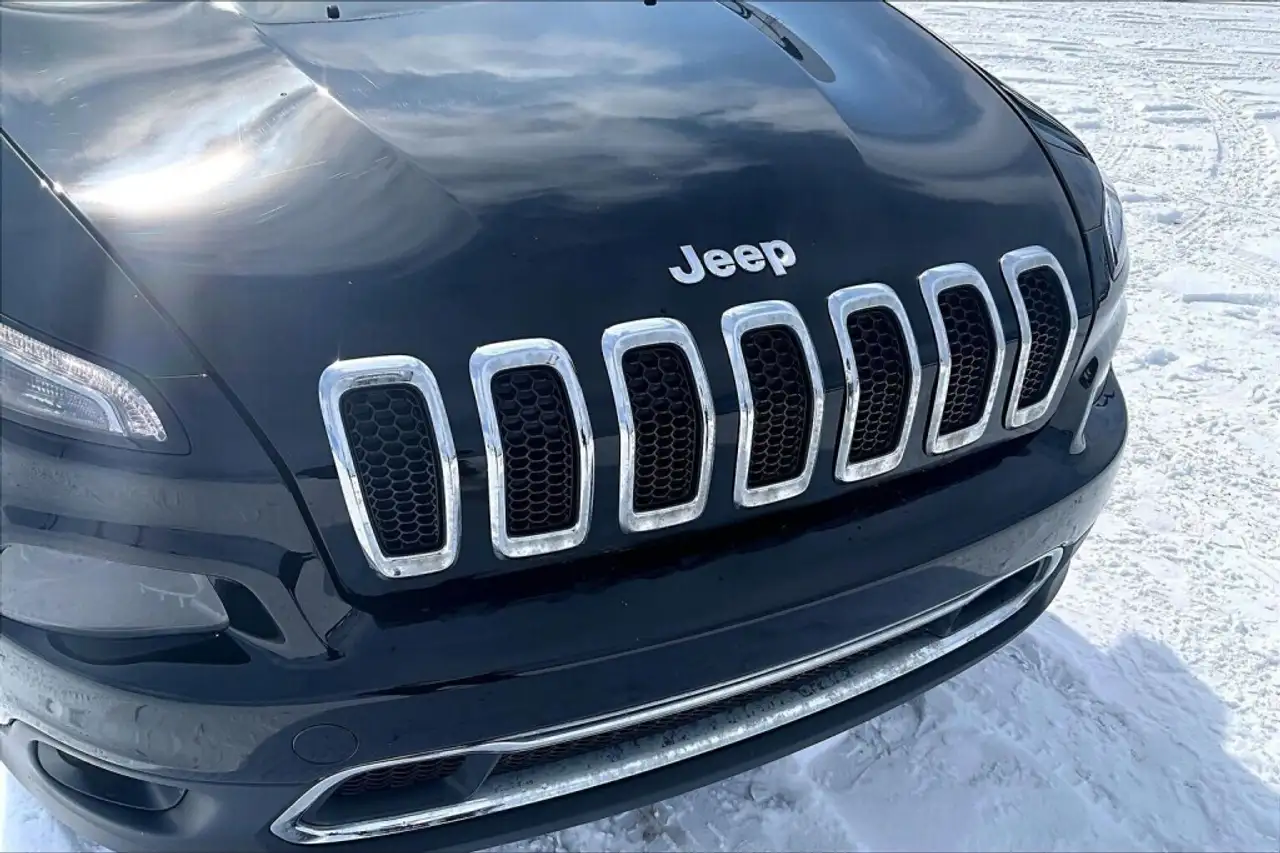 Jeep Cherokee снимка Jeep Cherokee
