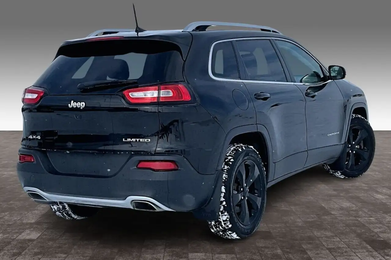 Jeep Cherokee снимка Jeep Cherokee