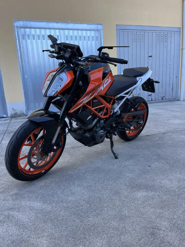 KTM 390 Duke