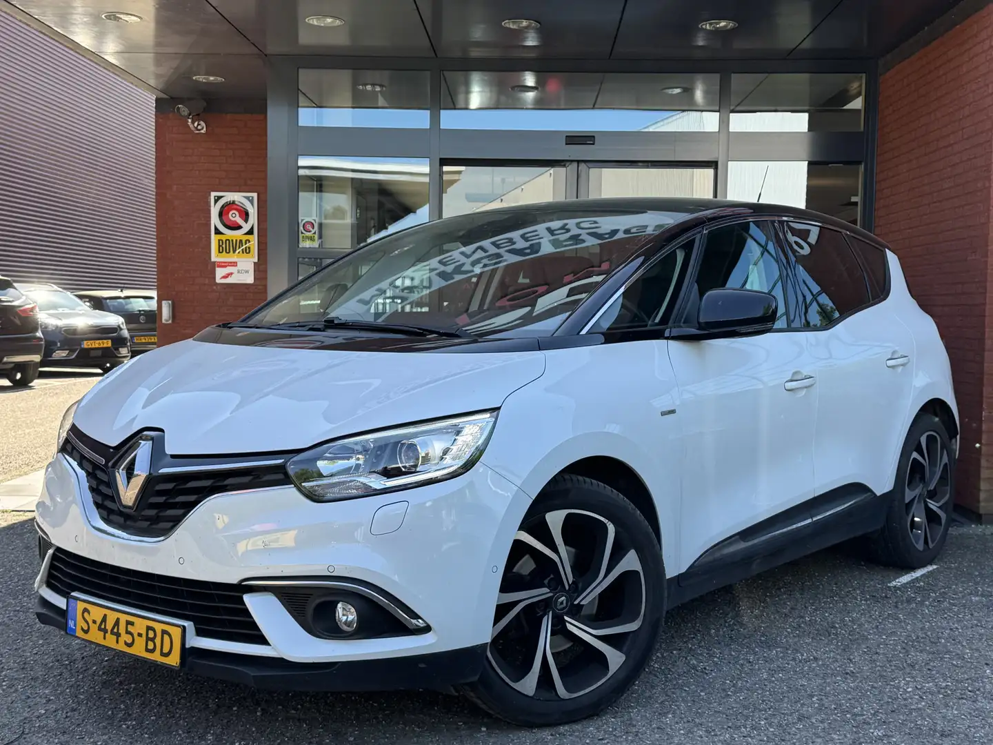 Renault Scenic 1.2 TCe Bose // TREKHAAK // NAVI // CAMERA // CLIM Wit - 2