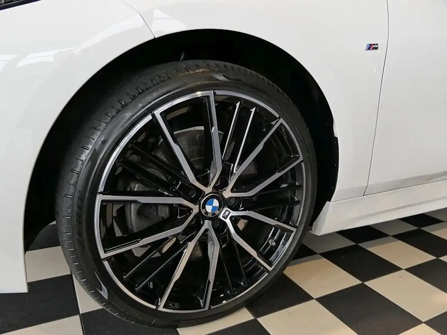 BMW 120 120d xdrive Msport auto Bianco - 1