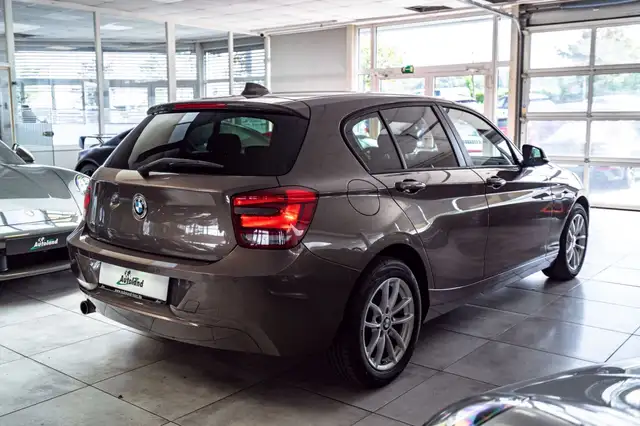 BMW 1 Series view 7