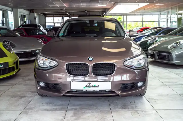 BMW 1 Series view 2