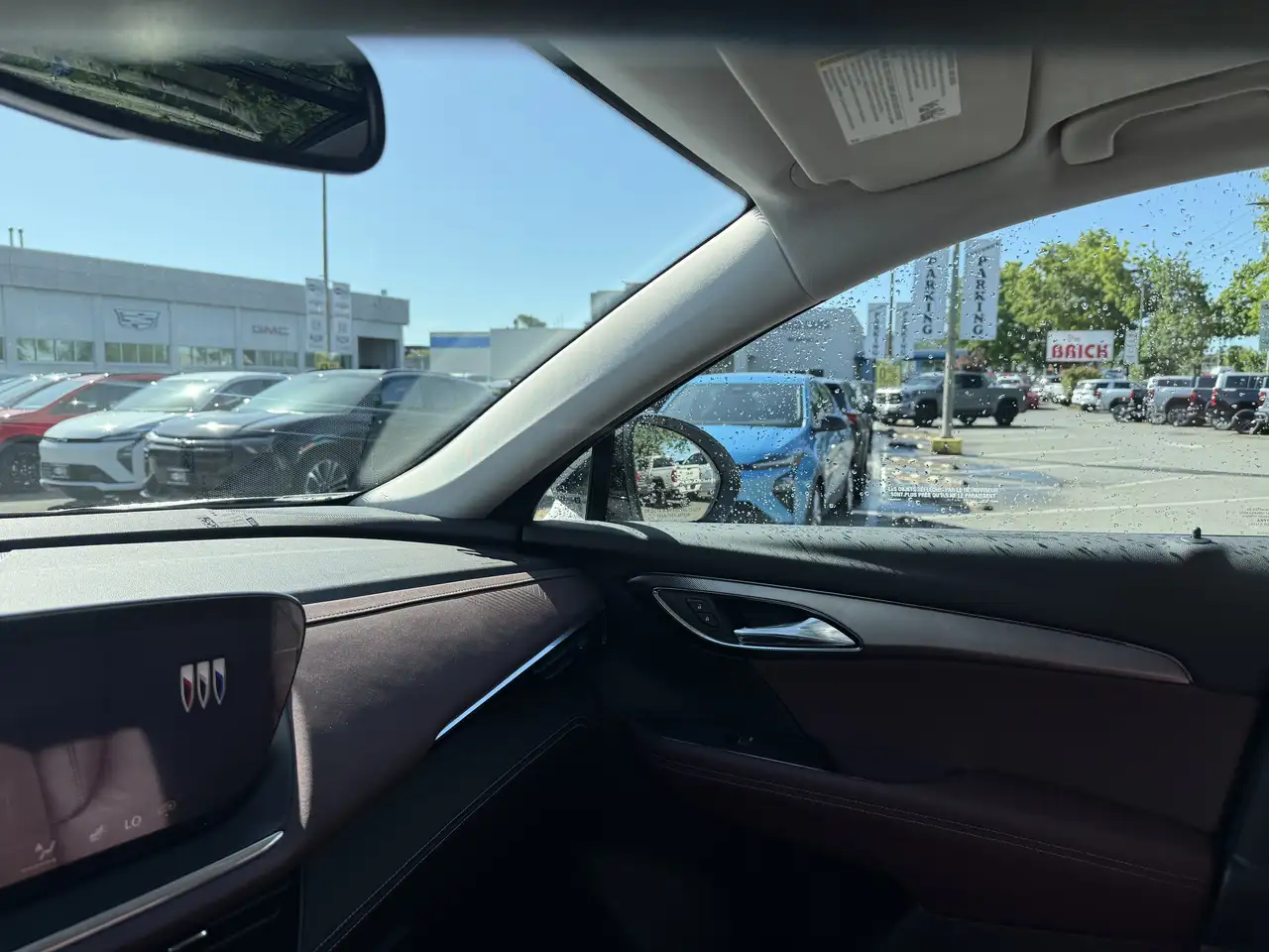 Buick Envision снимка Buick Envision