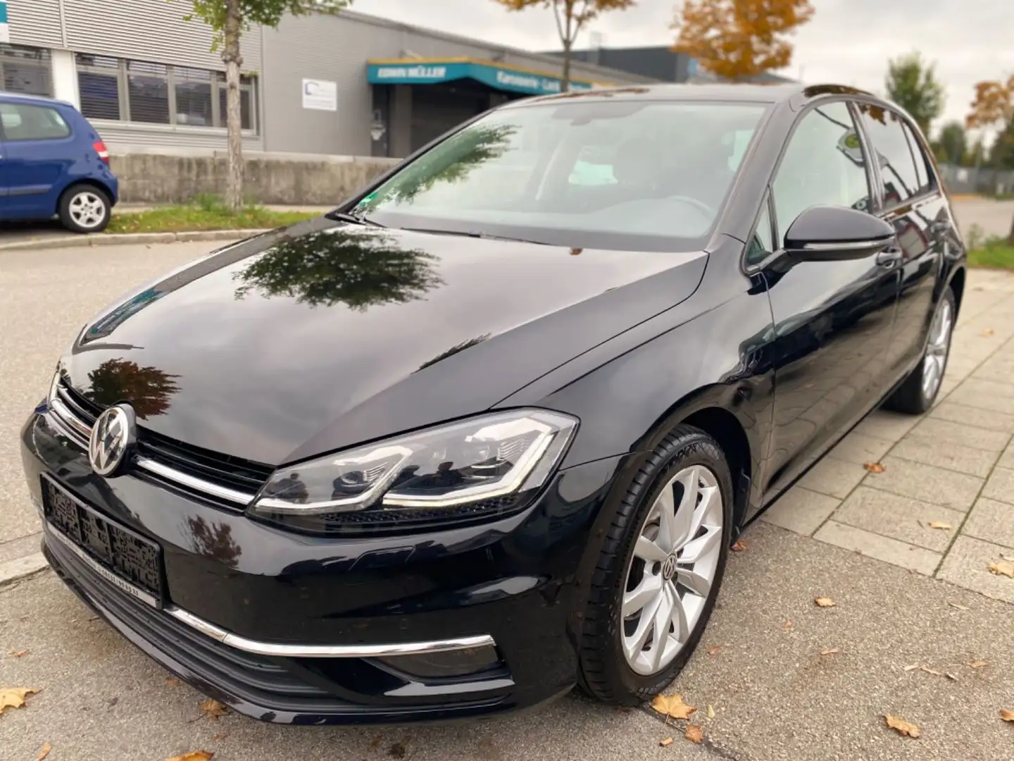 Volkswagen Golf 2.0 TDI Highline Schwarz - 2