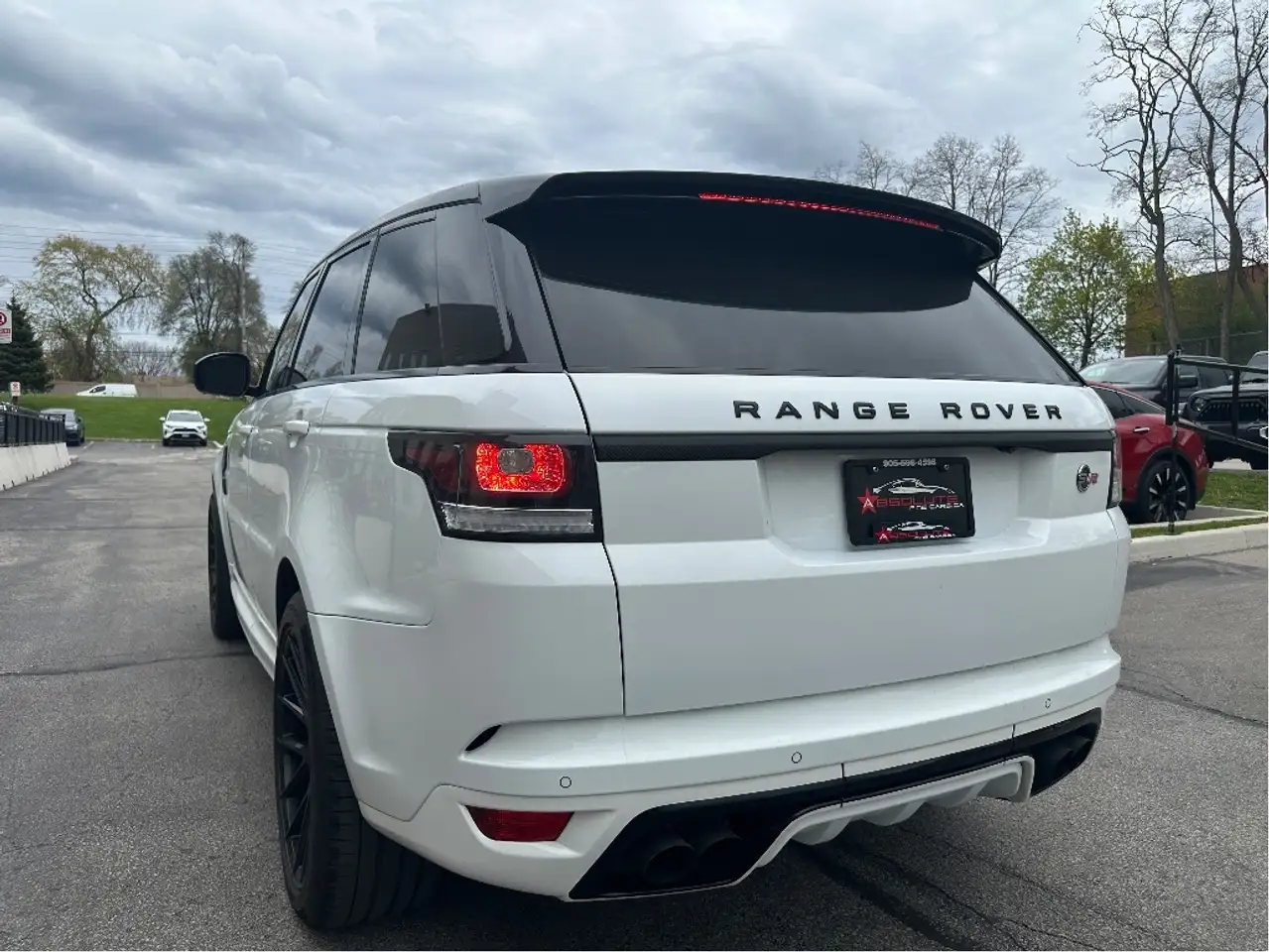 Land Rover Range Rover Sport снимка Land Rover Range Rover Sport
