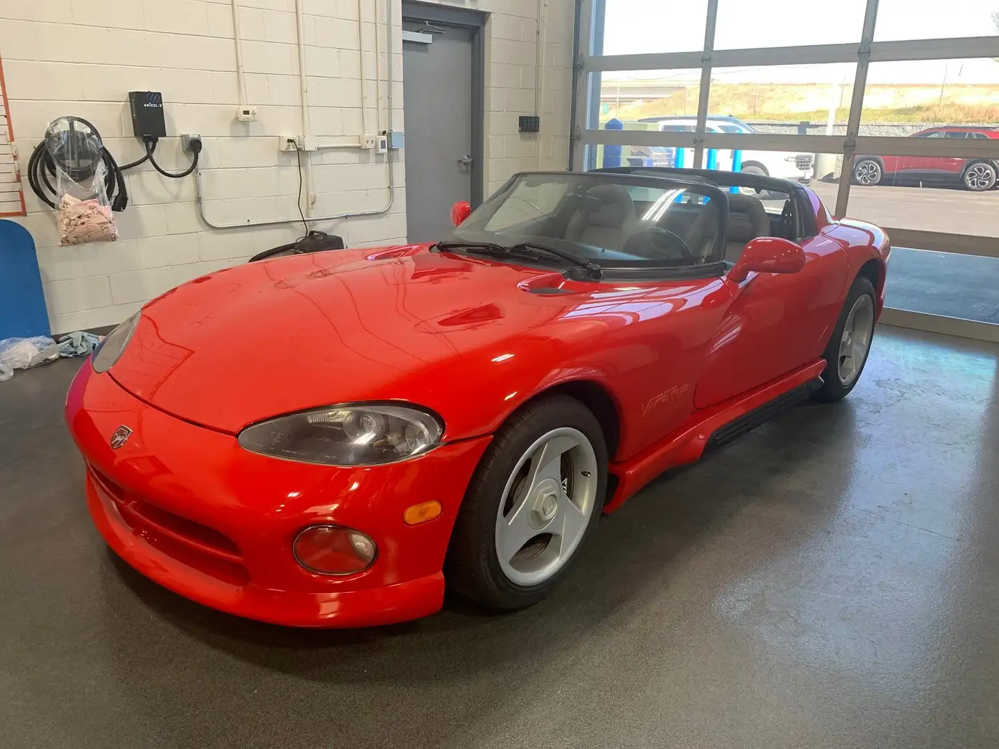 Dodge Viper Only 22.000 miles! Червоний - 1