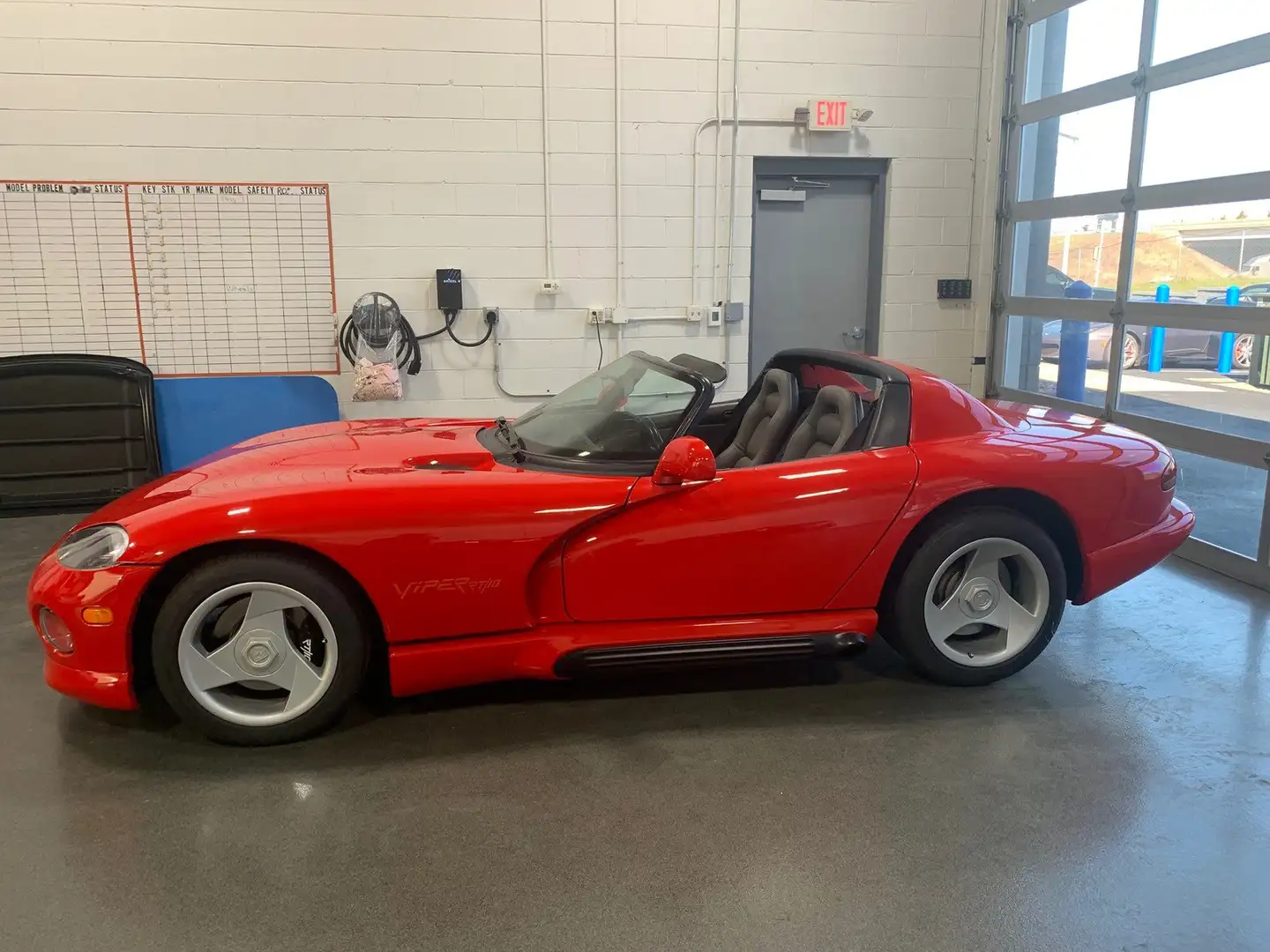 Dodge Viper Only 22.000 miles! Червоний - 2