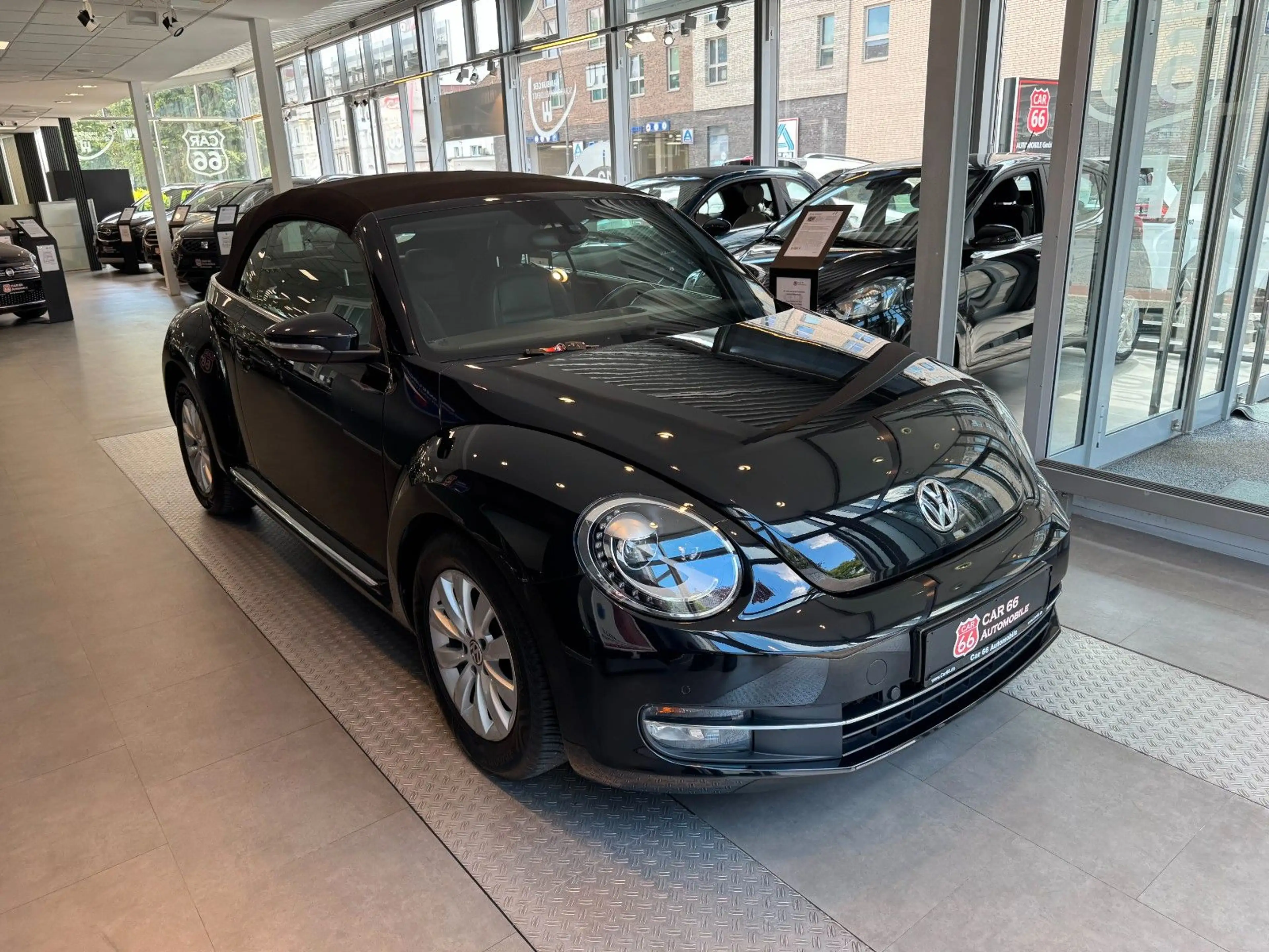 Volkswagen Beetle Cabriolet Design — photo 3