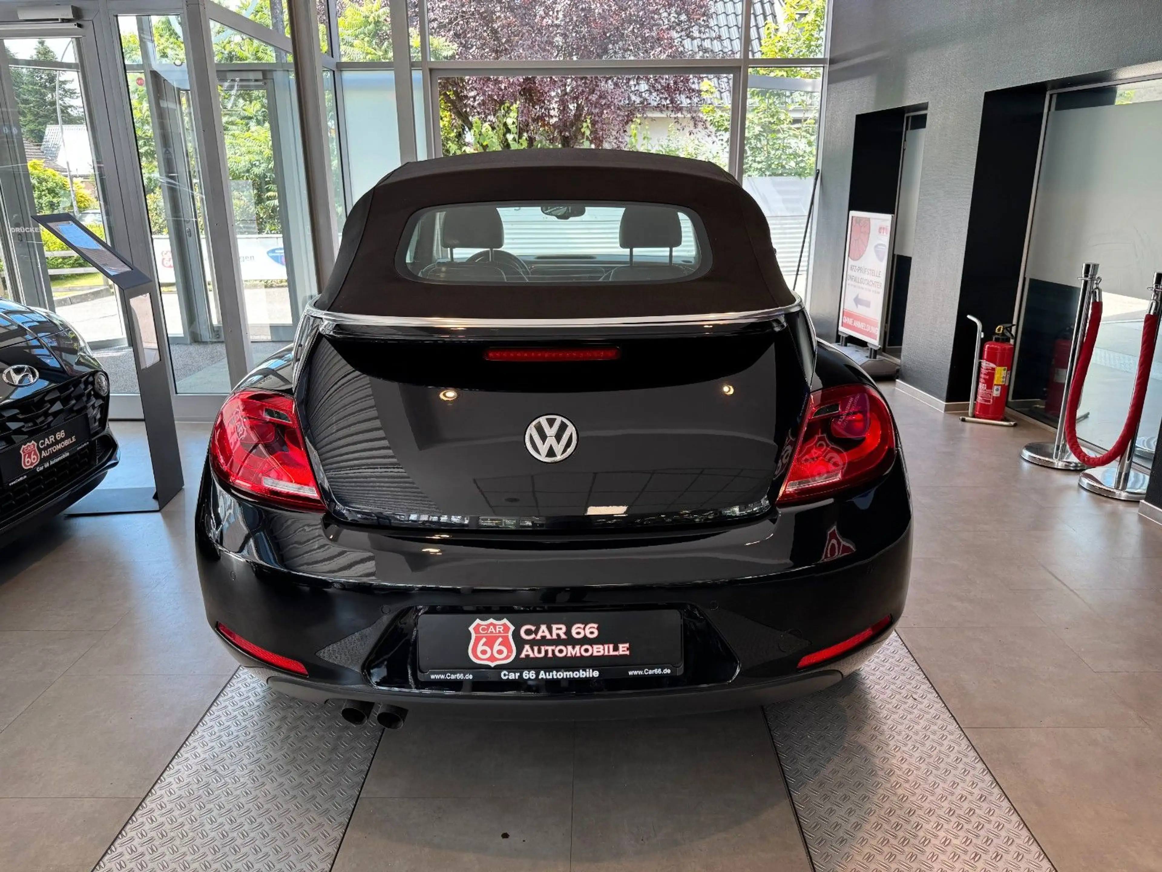 Volkswagen Beetle Cabriolet Design — photo 5