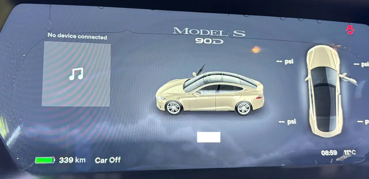 Tesla Model S photo Tesla Model S