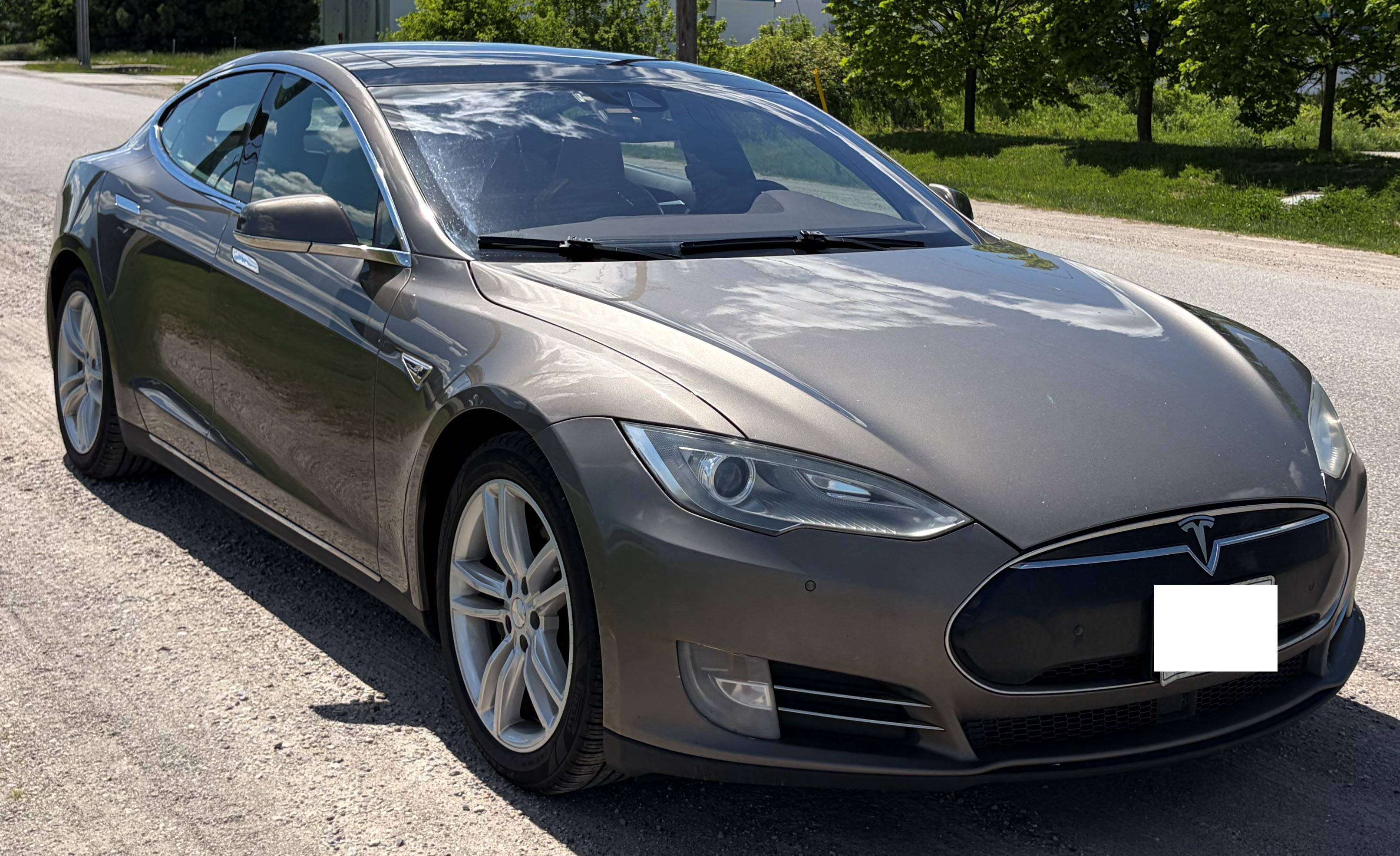 2016 Tesla Model S 90D Fully loaded - Unlimited Free Supercharger thumb 6