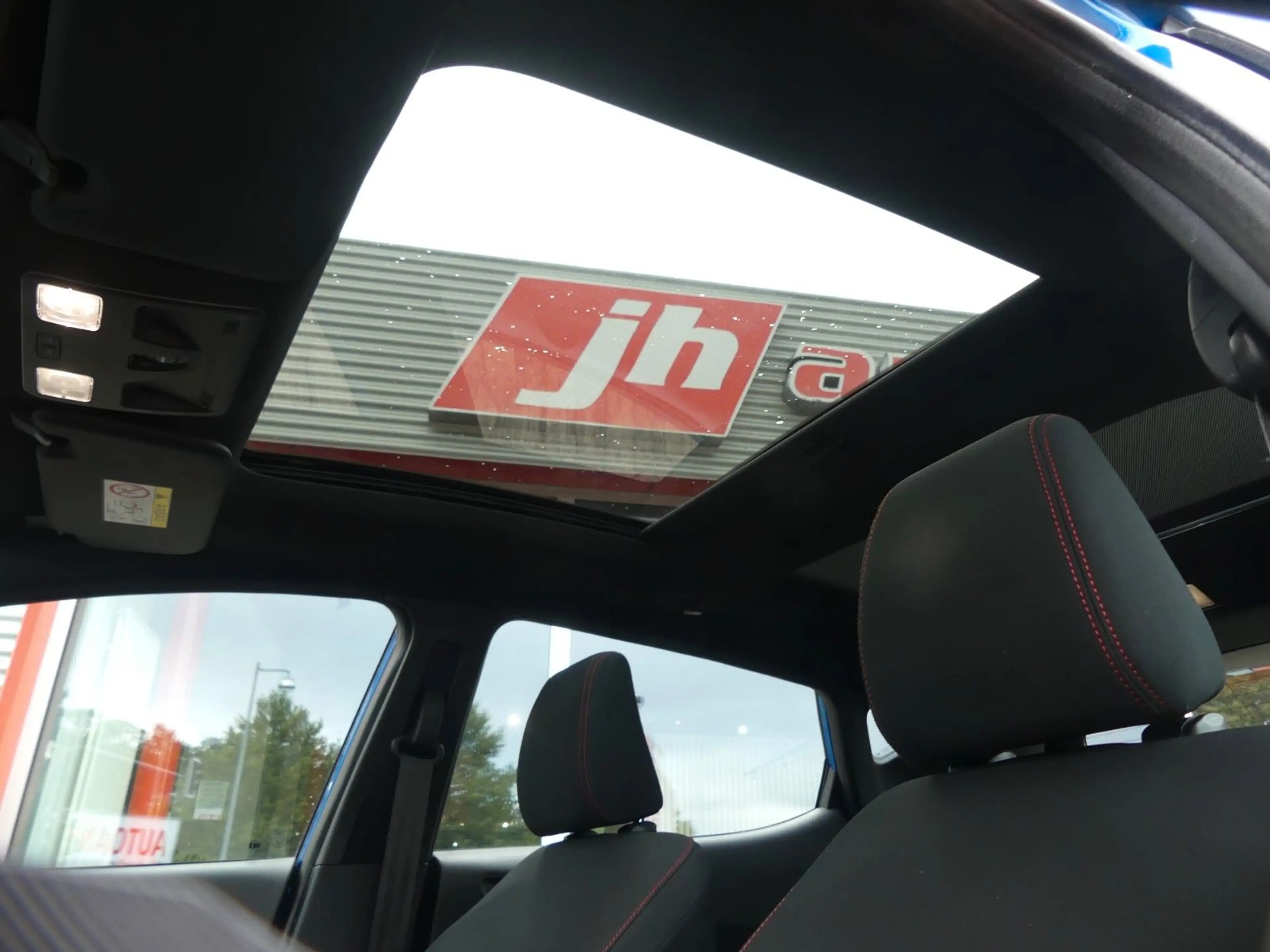 Ford Fiesta ST-Line Panorama*Navi*SHZ*8-fach*ab 199€ — photo 2