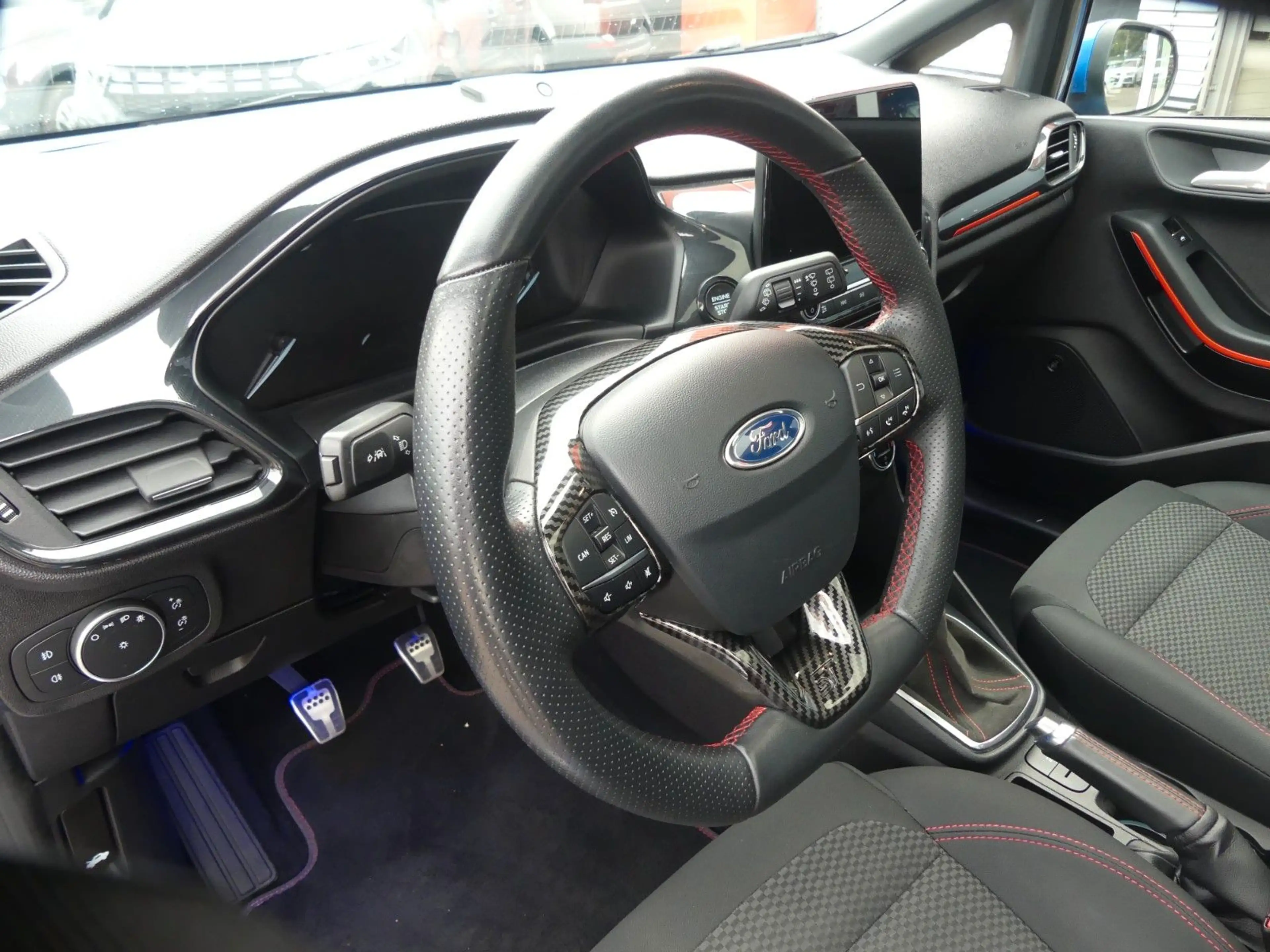 Ford Fiesta ST-Line Panorama*Navi*SHZ*8-fach*ab 199€ — photo 15