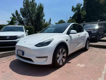 Model Y Long Range Dual Motor awd
