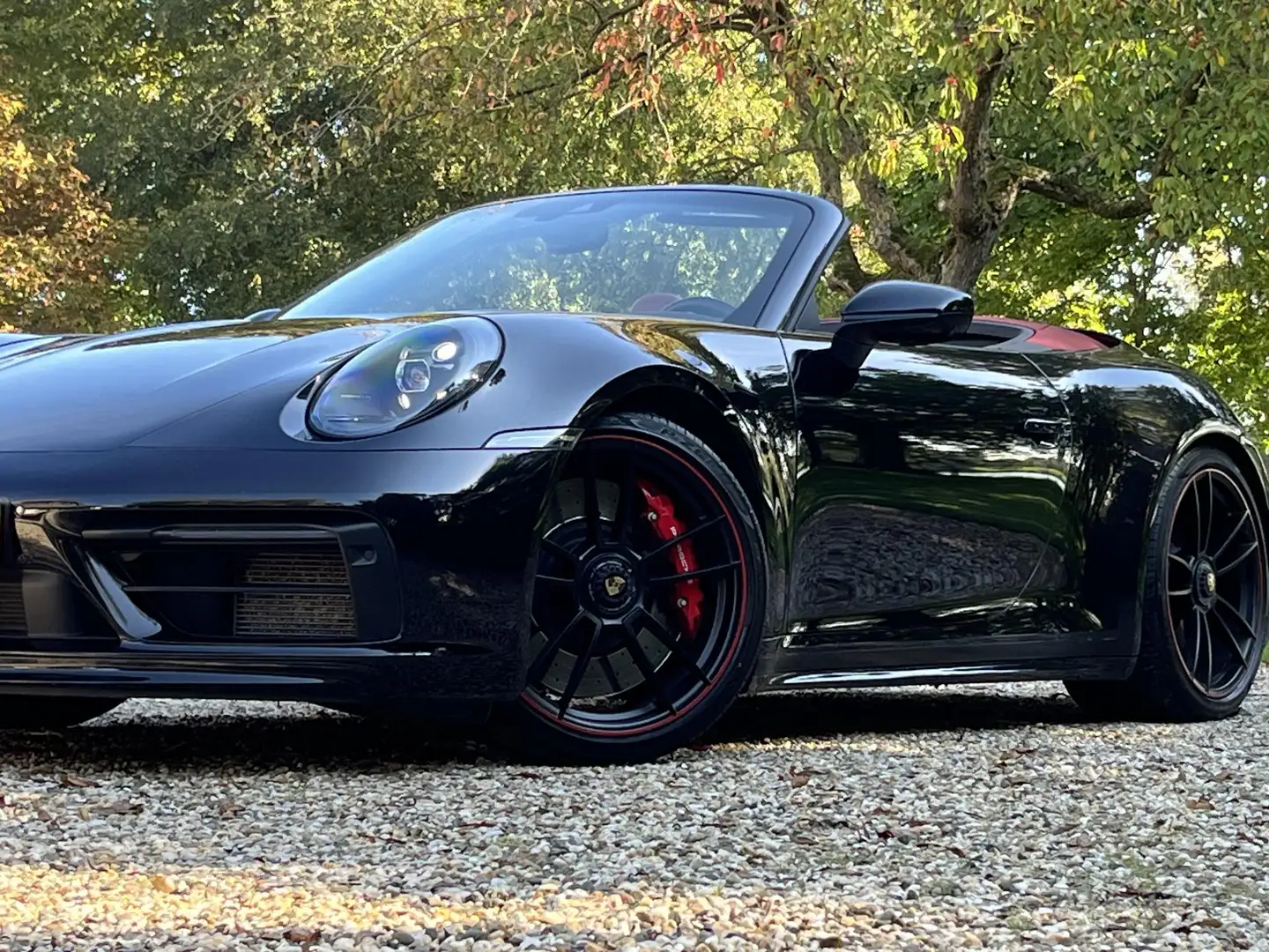 Porsche 992 Cabrio 3.0 Carrera 4 GTS Noir - 2