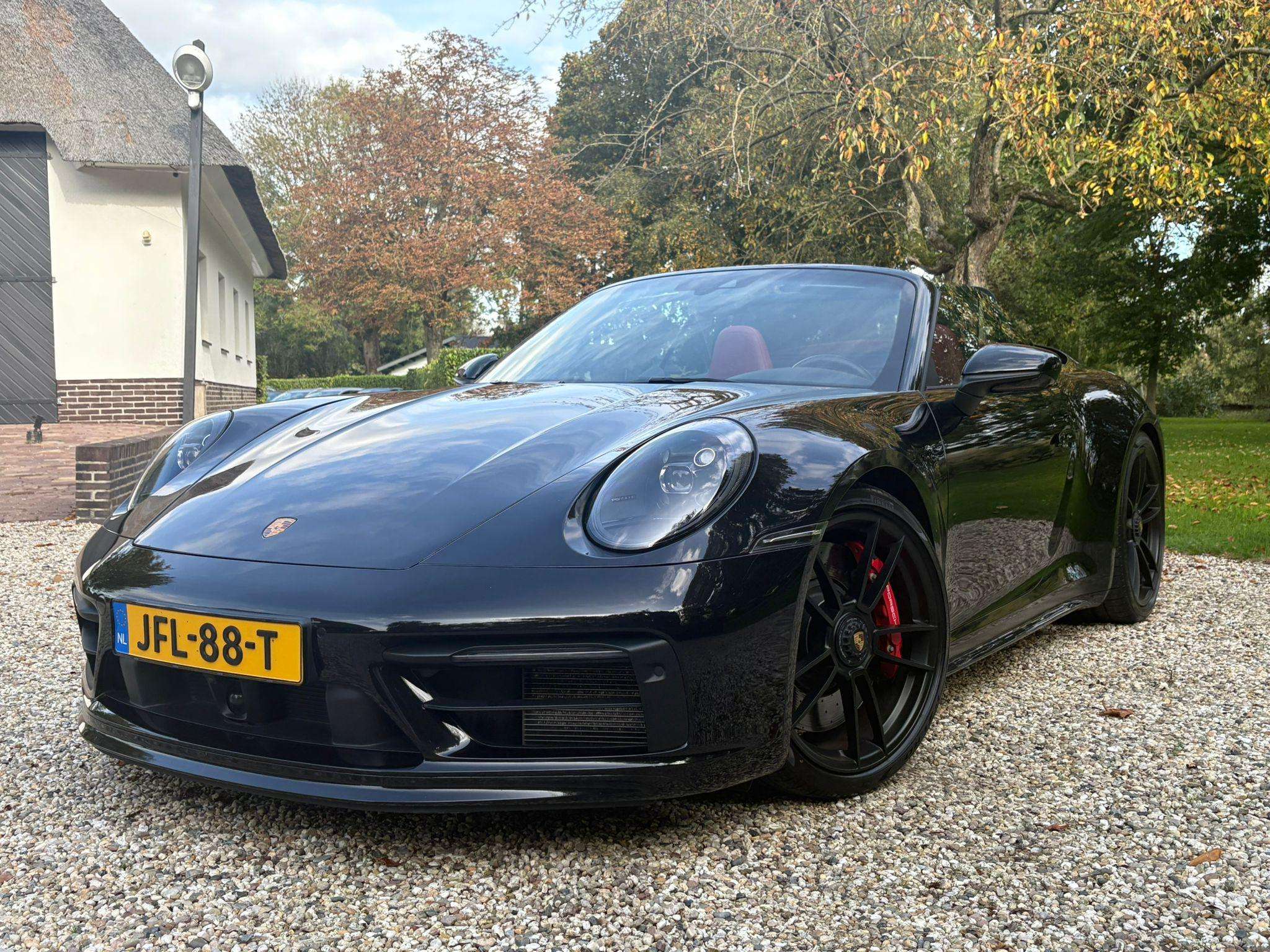 Porsche 992