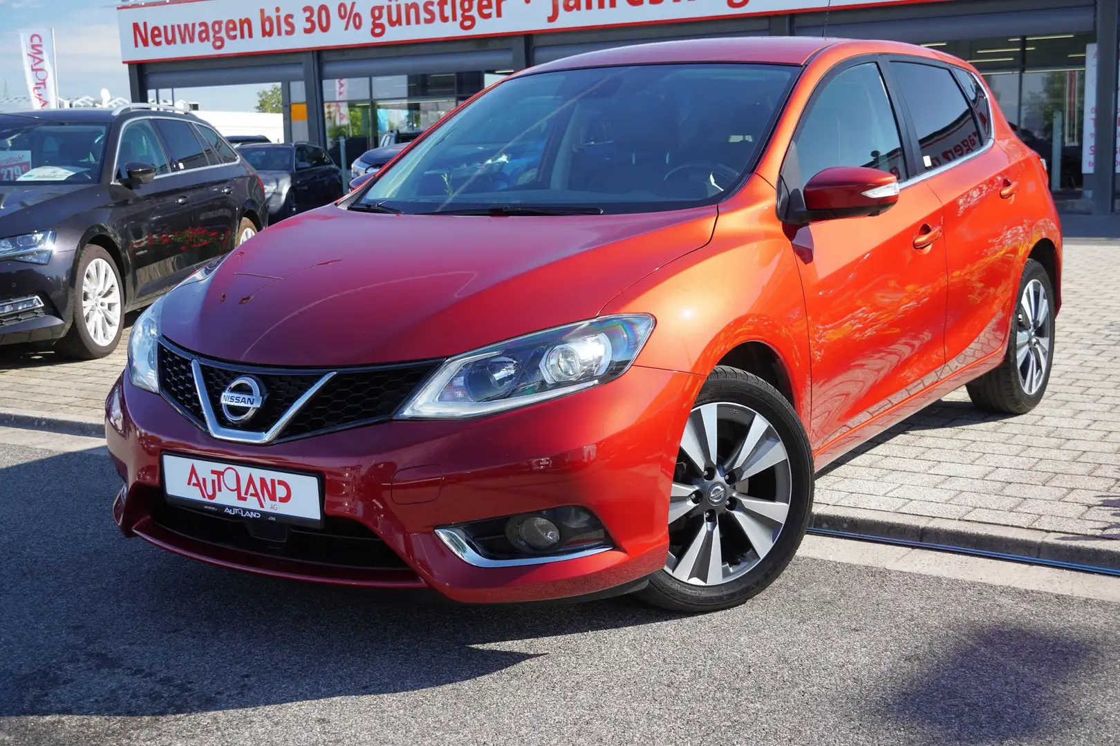 Nissan Pulsar 1.6 DIG-T  N-Connecta Navi LED 360° DAB Rot - 2