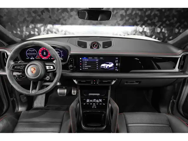 Porsche Cayenne view 14