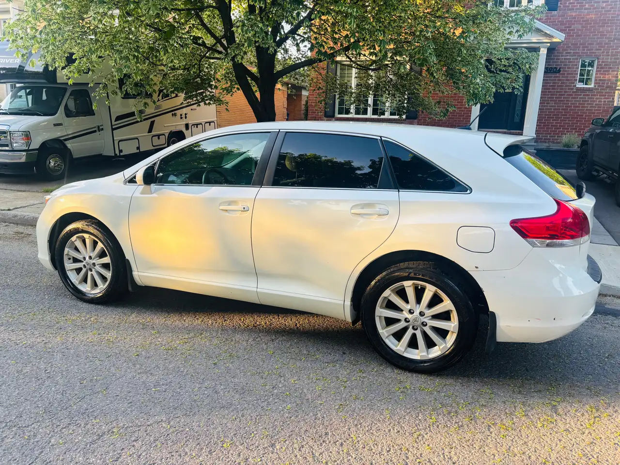 Toyota Venza снимка Toyota Venza