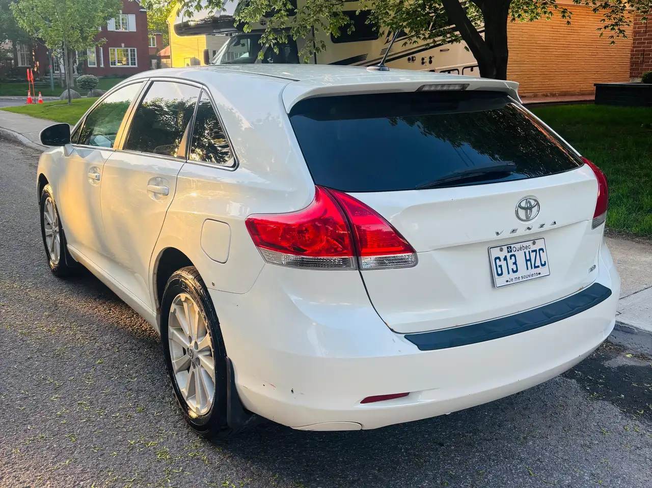 Toyota Venza снимка Toyota Venza