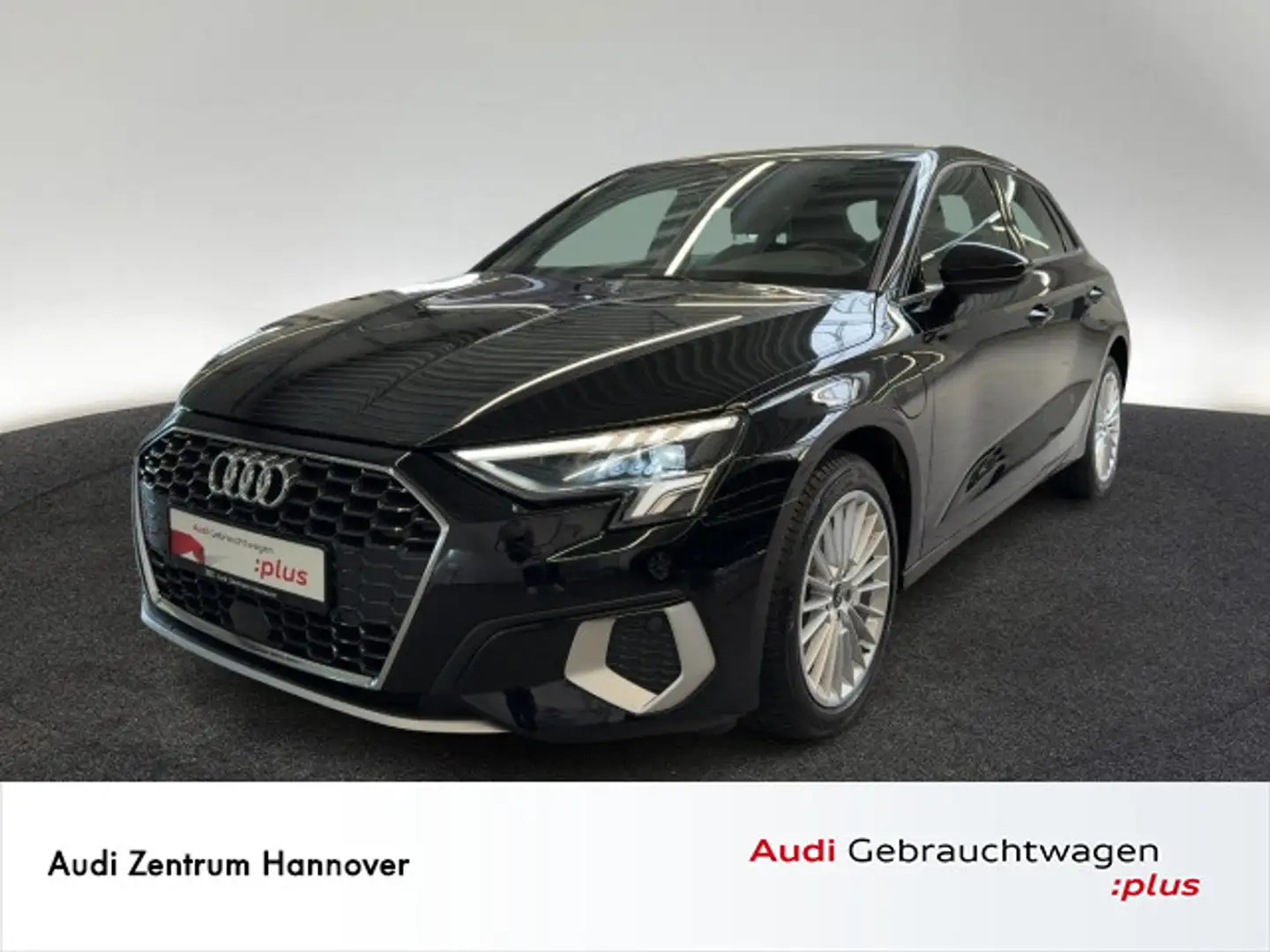 Audi A3 e-tron Advanced 40 TFSI LED AHK vir Schwarz - 1