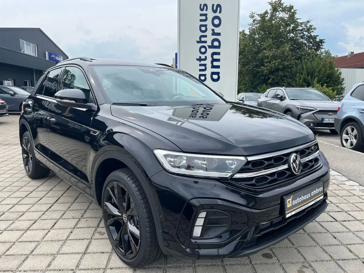 Volkswagen T-Roc 1.5 TSI DSG R-Line +19Z*Pano*AHK*ACC*LED Noir - 2