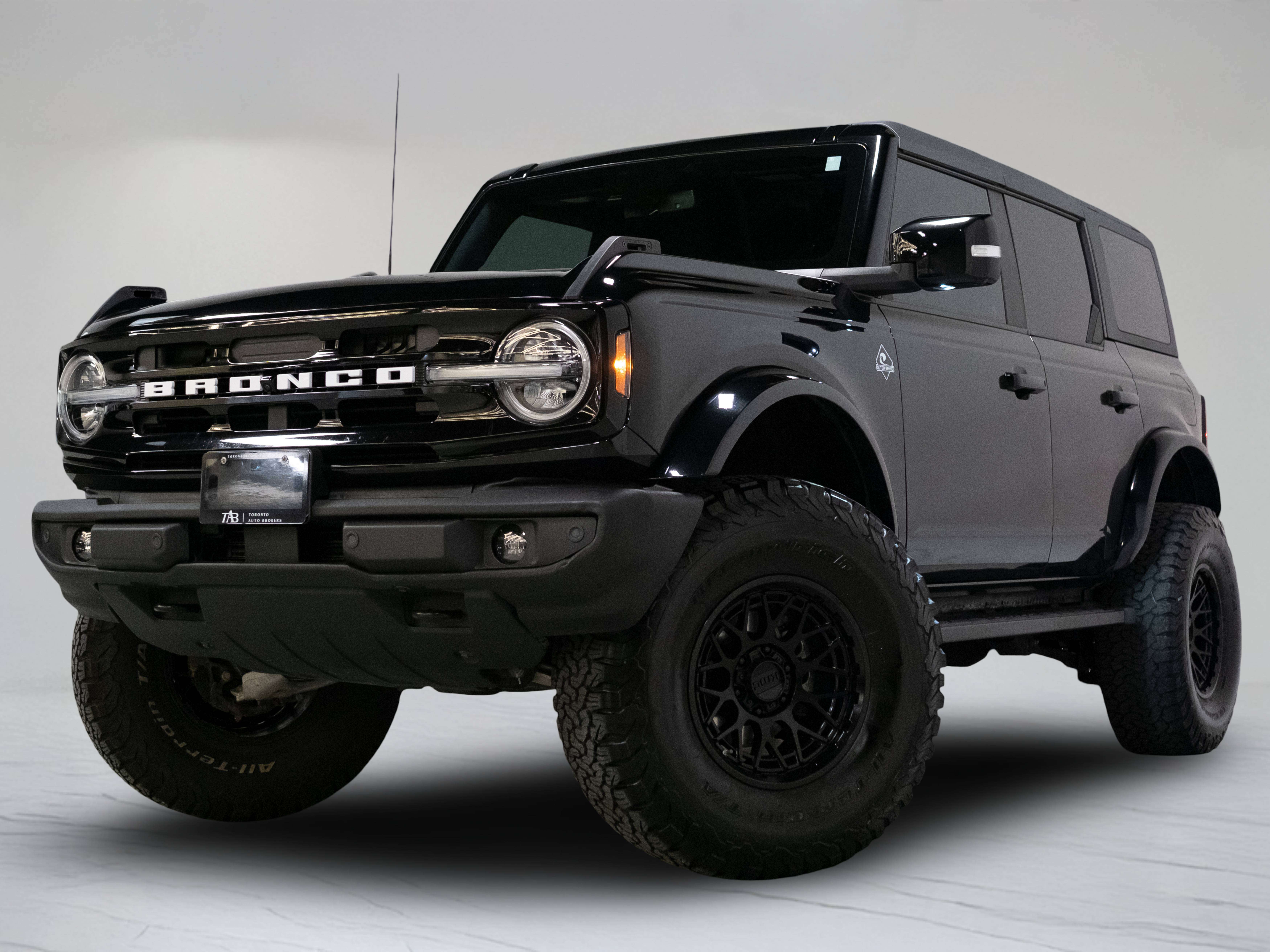 Black 2024 Ford Bronco SUV / Crossover Four-Wheel Drive Automatic