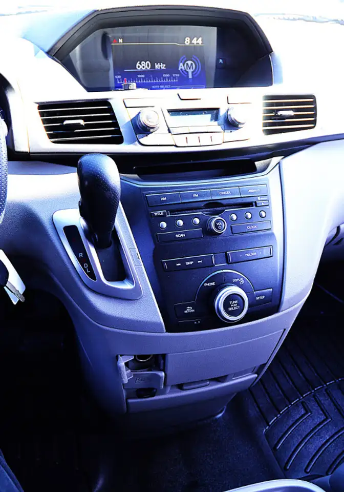 Honda Odyssey снимка Honda Odyssey