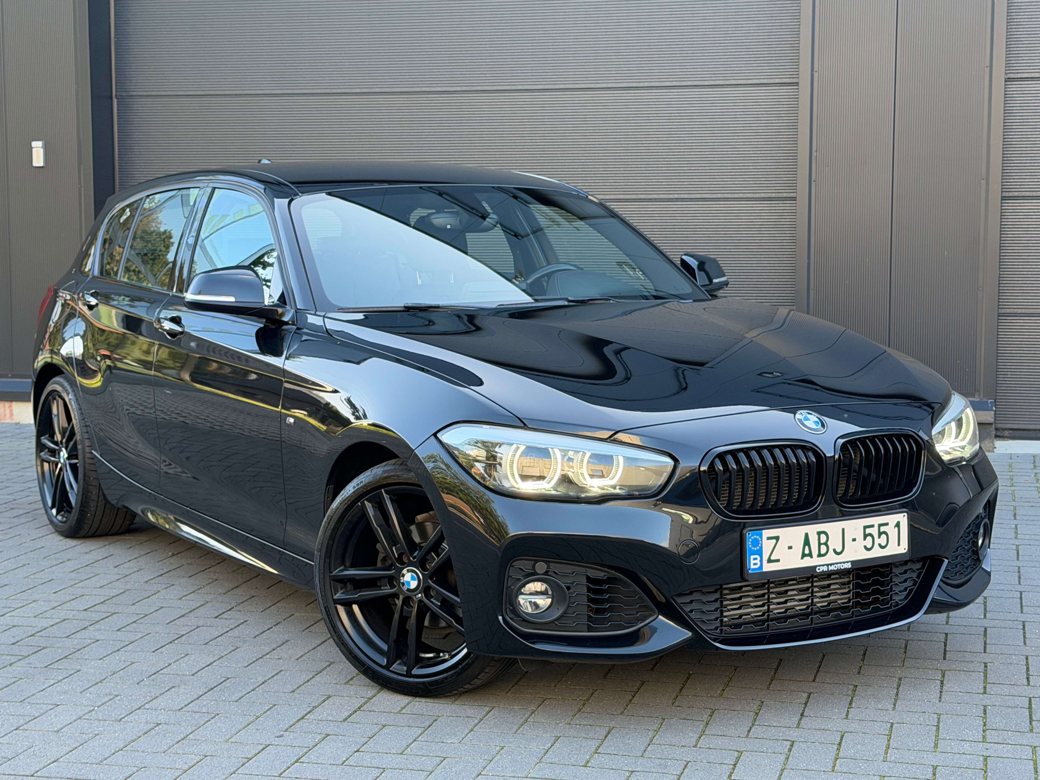 BMW 118