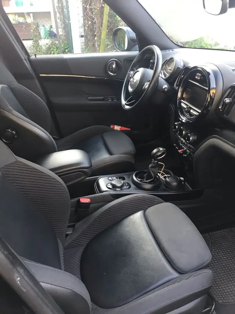 MINI Cooper SD Countryman Mini Countryman F60 2017 2.0 Business all4 auto Schwarz - 1