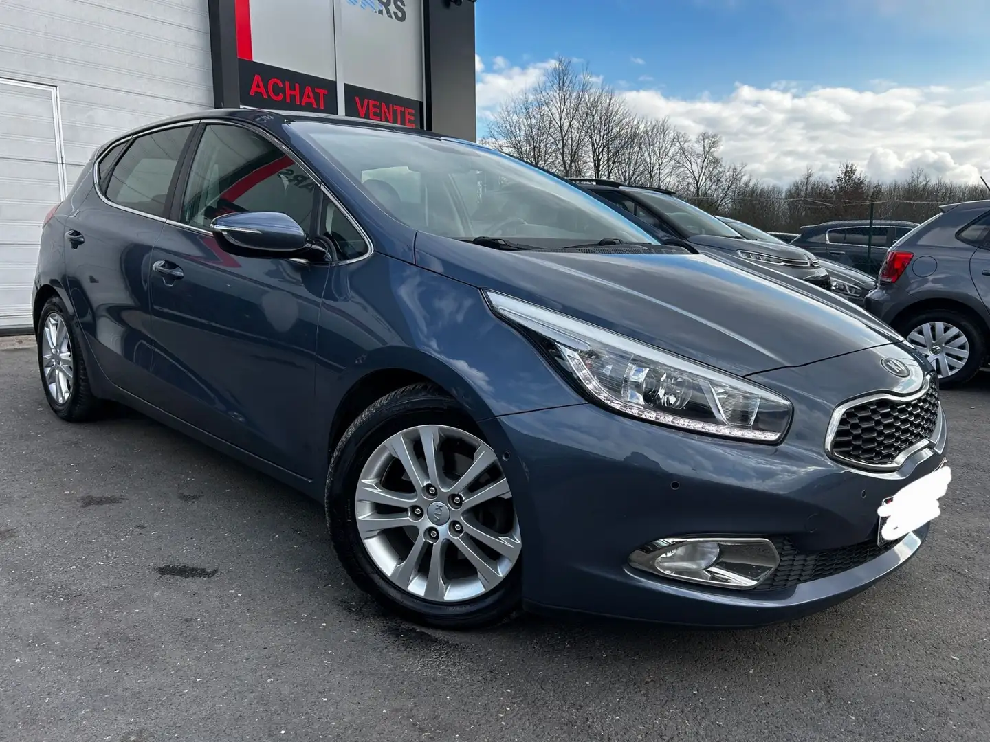 Kia Ceed / cee'd 1.4 CRDi Lounge - 1