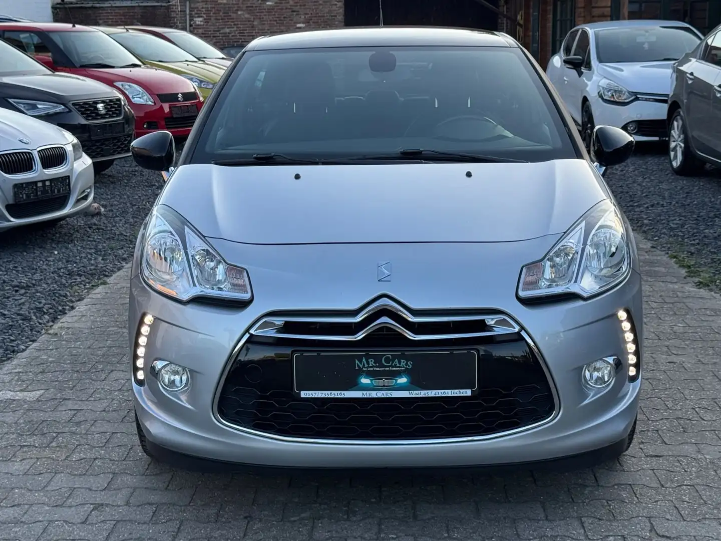 Citroen DS3 SoChic Automatikgetriebe, Scheckheftgepflegt Schwarz - 1