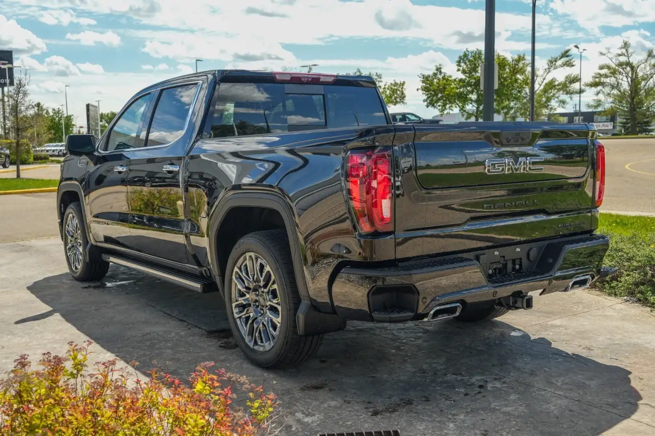 GMC Sierra 1500 снимка GMC Sierra 1500