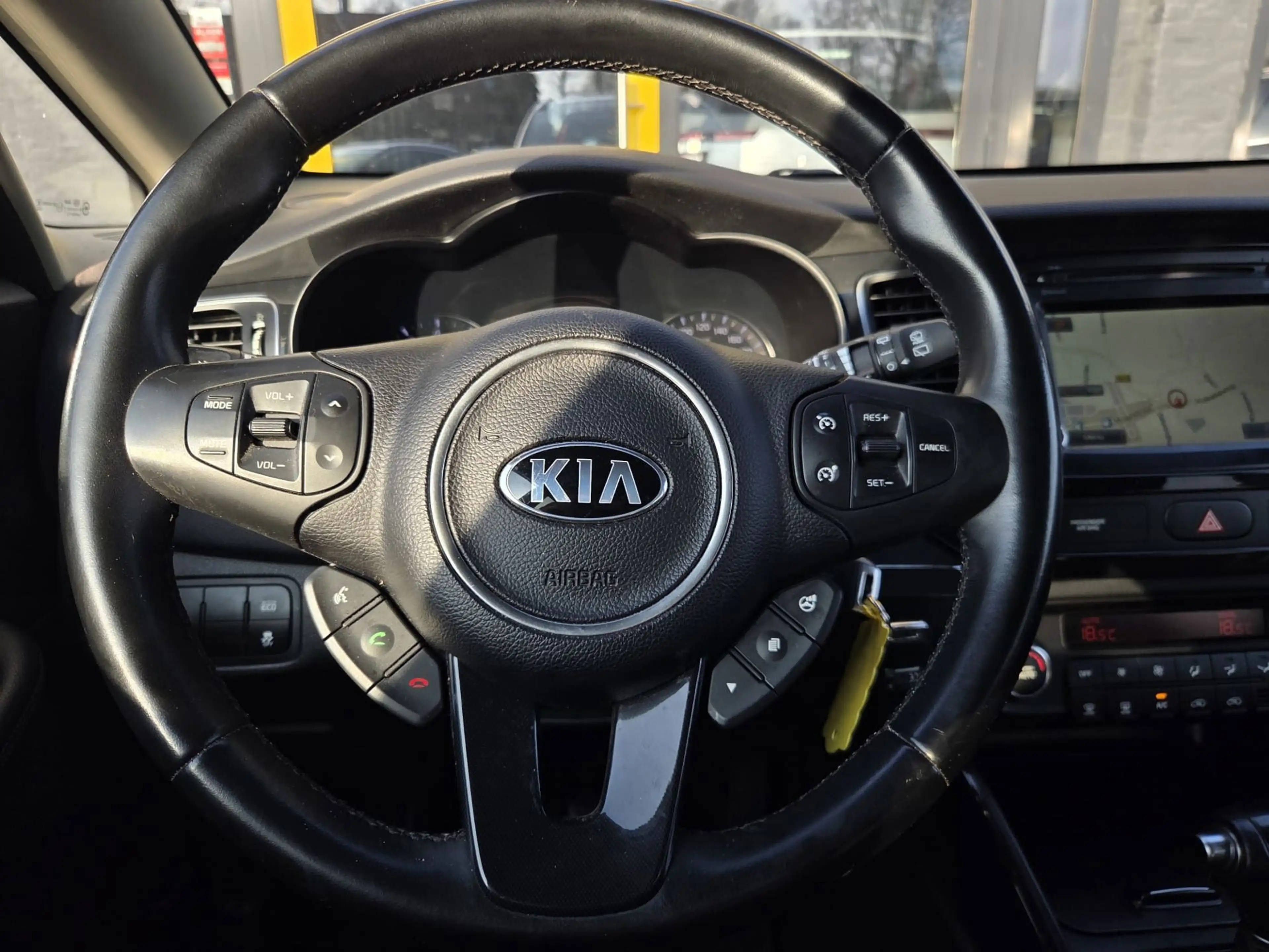 Kia Carens 2.0 GDi ExecutiveLine Automaat I 165 PK I Panorama — photo 13